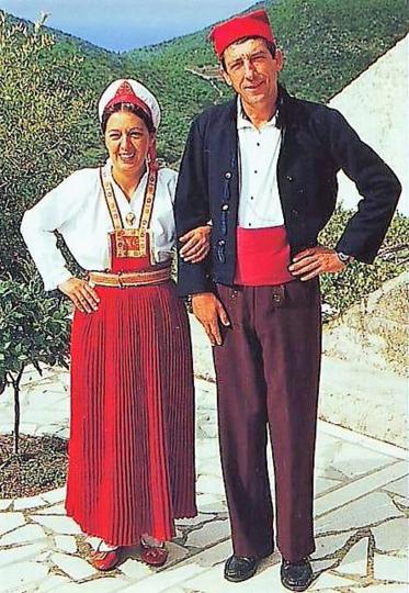 10.-Naronda-nošnja-s-otoka-Mljeta,-1980-ih