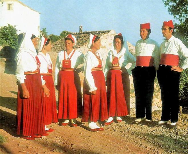 11.-Mljećani-iz-Babinog-polja,-Narodne-nošnje-Hrvatske,-1975.
