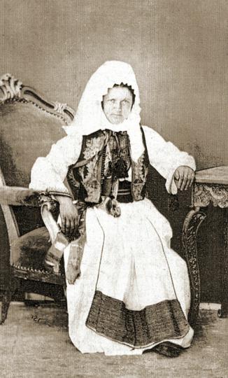 13.-IEF-foto-55408,-Žena-iz-Konavala,-Franz-Laforest,-Insitut-za-etnologiju-i-folkloristiku