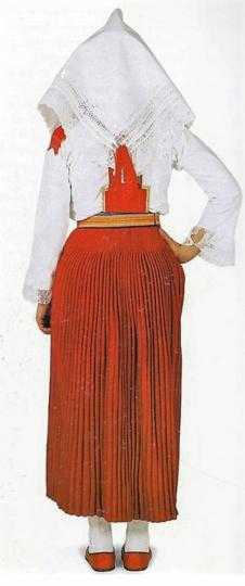 14.-Mljetska-narodna-nošnja