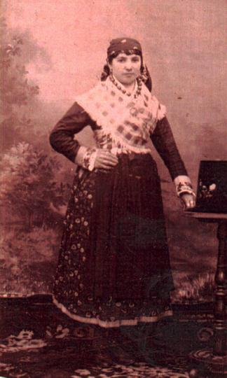 3.-IEF-foto-55416,-Žena-iz-Župe,-Franz-Larofest,-Institut-za-etnologiju-i-folkloristiku