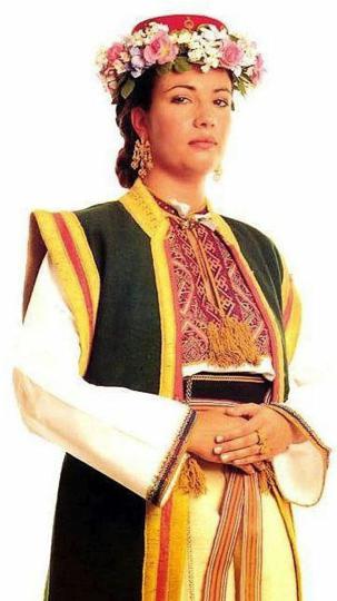 41.-Konavoska-nevjesta-u-dolami,-1990-ih