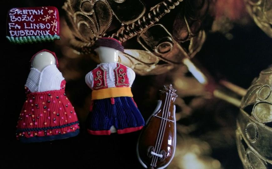 FAL-D-1402,-Linđova-čestitka-za-Božić,-2016.-2