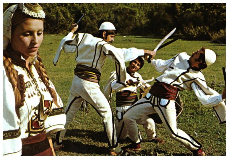 FAL-D1461,-Muška-narodna-nošnja-iz-Rugove,-Kosovo,-1973.