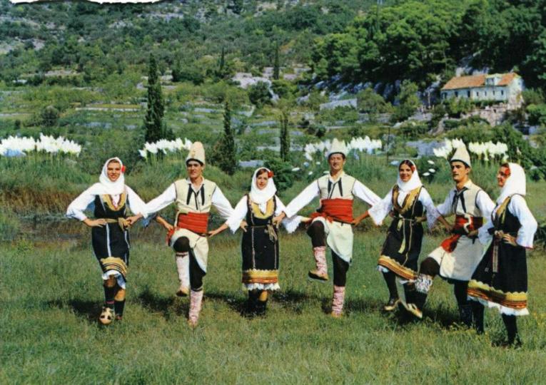 FAL-D1462,-Narodna-nošnja-iz-Crne-Trave-(Šopi),-Srbija,-1973.