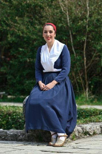 FAL-D1483,-Ženska-narodna-nošnja-iz-Dubrovačkog-primorja,-Hrvatska,-2015.