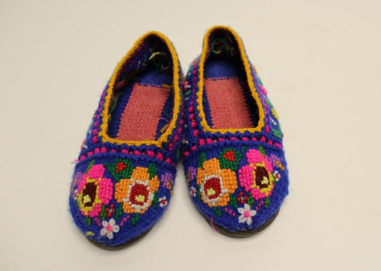 FAL-R-24,-Ženska-papuče,-čarapci,-Baranja,-druga-polovica-20.-st.-2